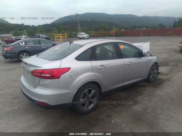 Photo 3 VIN: 1FADP3FE2HL281154 - FORD FOCUS 