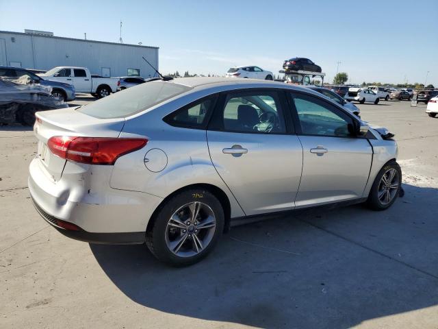 Photo 2 VIN: 1FADP3FE2JL279118 - FORD FOCUS SE 