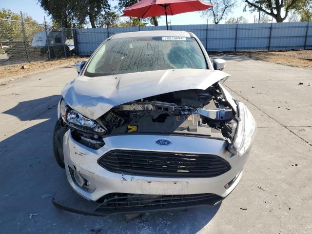 Photo 4 VIN: 1FADP3FE2JL279118 - FORD FOCUS SE 