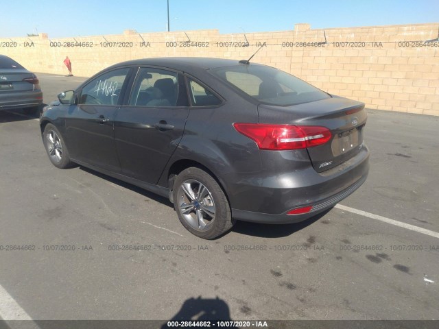 Photo 2 VIN: 1FADP3FE3HL235915 - FORD FOCUS 