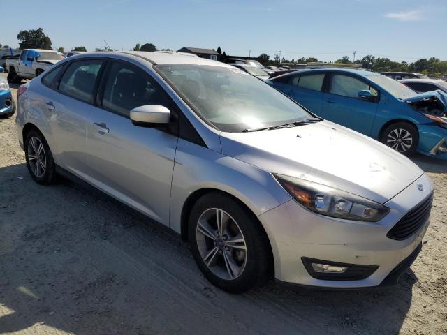 Photo 3 VIN: 1FADP3FE3JL223902 - FORD FOCUS 