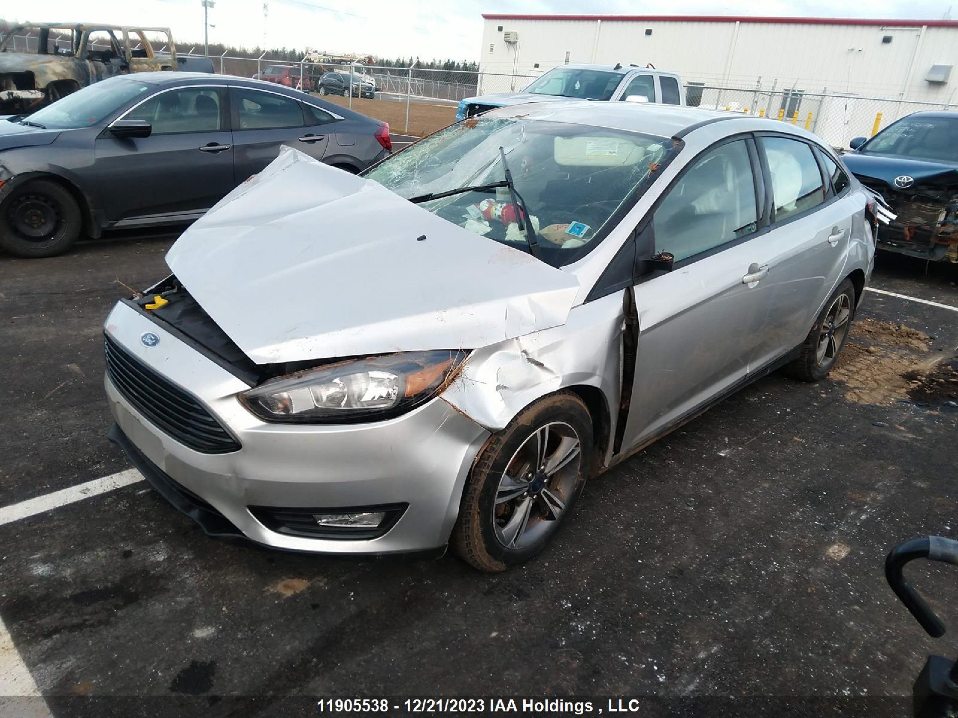 Photo 1 VIN: 1FADP3FE4HL321055 - FORD FOCUS 