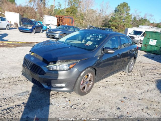 Photo 1 VIN: 1FADP3FE5HL262212 - FORD FOCUS 