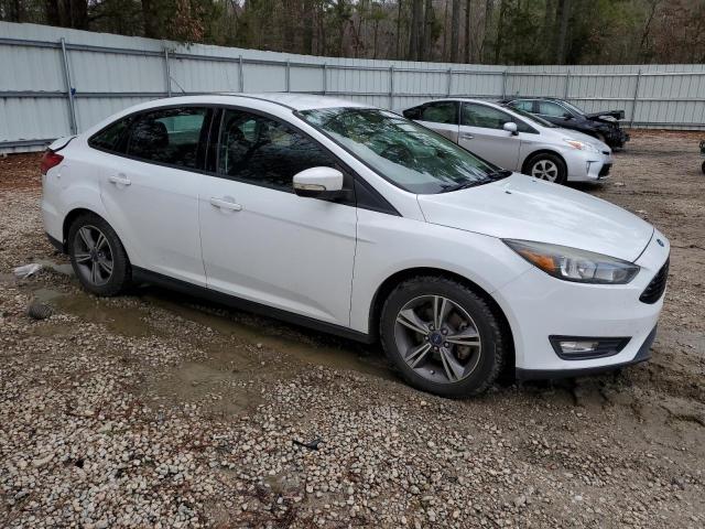 Photo 3 VIN: 1FADP3FE5HL281942 - FORD FOCUS SE 