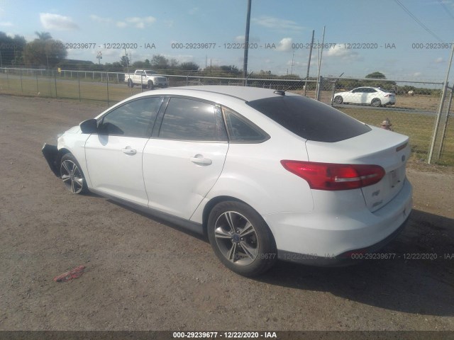 Photo 2 VIN: 1FADP3FE5JL223142 - FORD FOCUS 