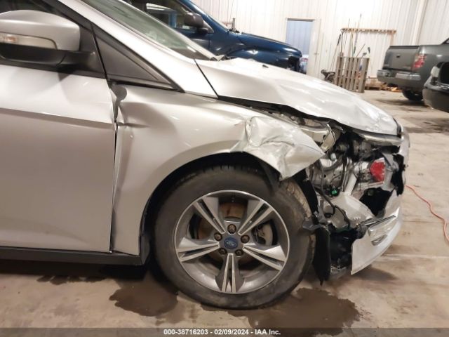 Photo 5 VIN: 1FADP3FE6HL276927 - FORD FOCUS 