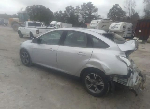 Photo 2 VIN: 1FADP3FE6HL289807 - FORD FOCUS 