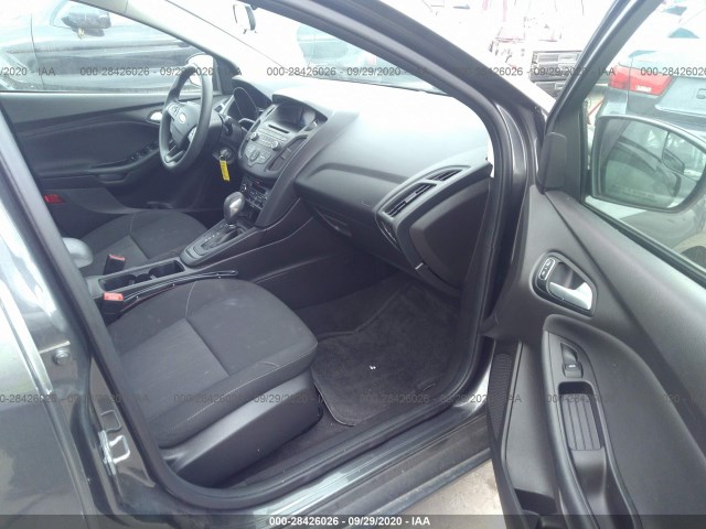 Photo 4 VIN: 1FADP3FE6HL292934 - FORD FOCUS 