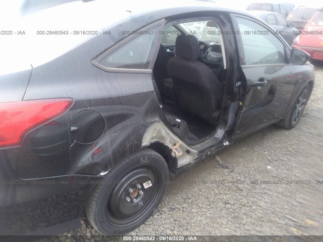 Photo 5 VIN: 1FADP3FE6JL323184 - FORD FOCUS 