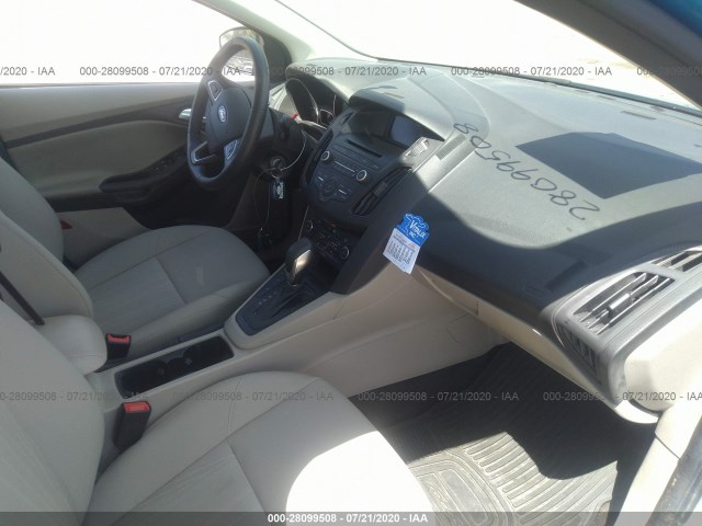 Photo 4 VIN: 1FADP3FE7HL205588 - FORD FOCUS 