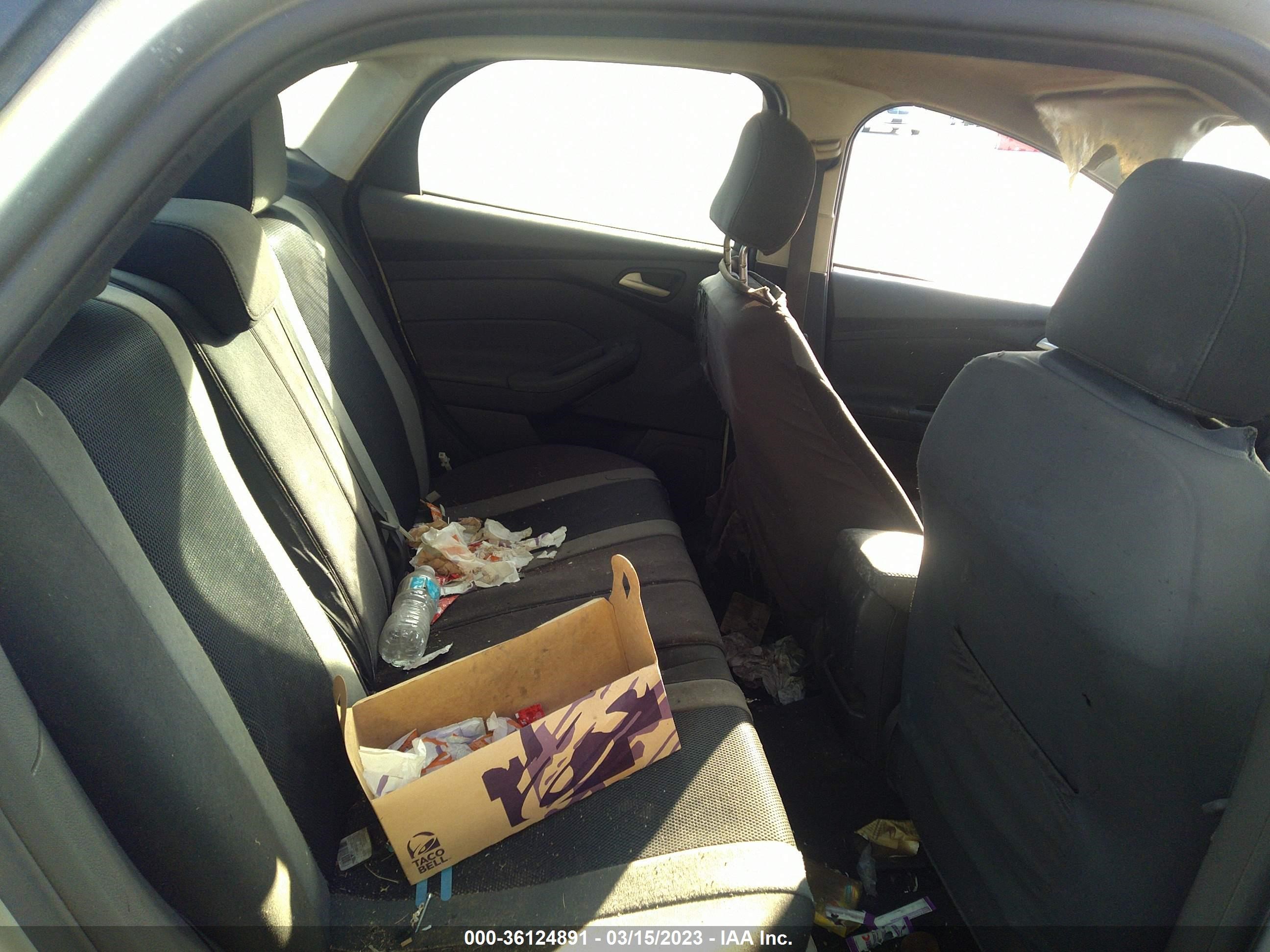 Photo 7 VIN: 1FADP3FE7HL264169 - FORD FOCUS 