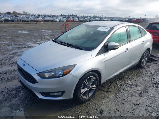 Photo 1 VIN: 1FADP3FE7HL285197 - FORD FOCUS 