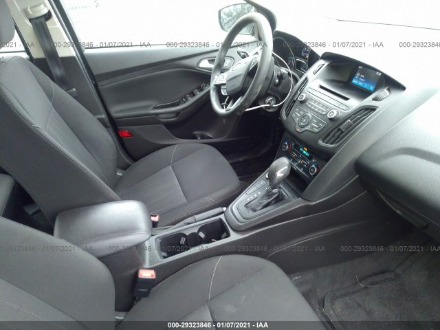 Photo 4 VIN: 1FADP3FE7HL292568 - FORD FOCUS 