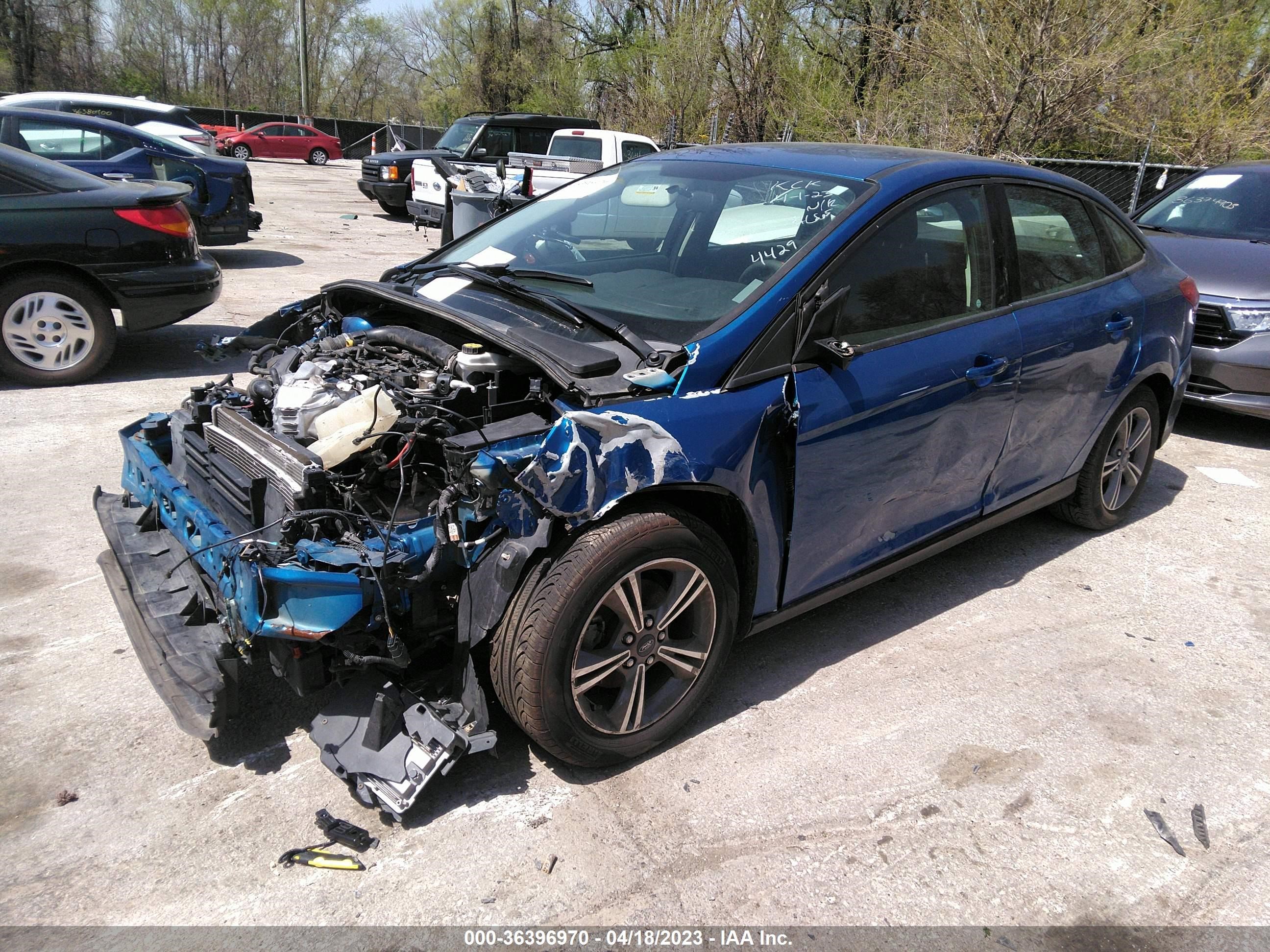 Photo 1 VIN: 1FADP3FE7JL204429 - FORD FOCUS 