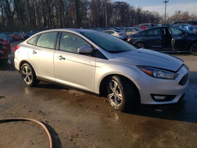 Photo 3 VIN: 1FADP3FE7JL214135 - FORD FOCUS SE 