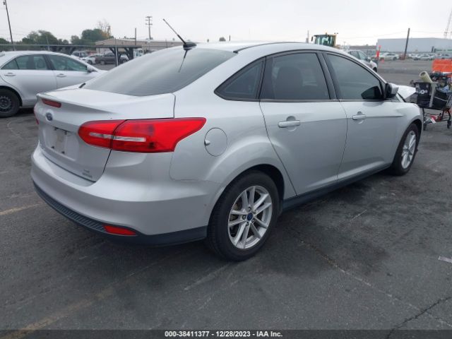 Photo 3 VIN: 1FADP3FE7JL230948 - FORD FOCUS 