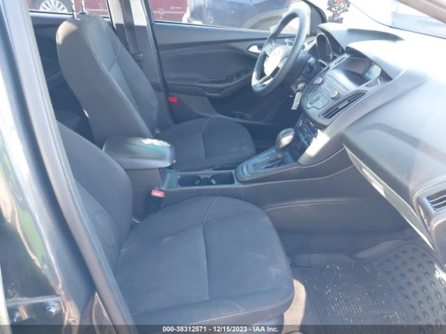 Photo 4 VIN: 1FADP3FE7JL331777 - FORD FOCUS 