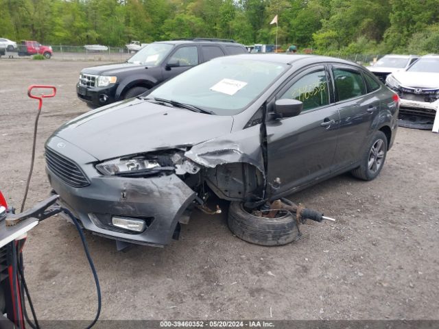 Photo 1 VIN: 1FADP3FE8JL274196 - FORD FOCUS 