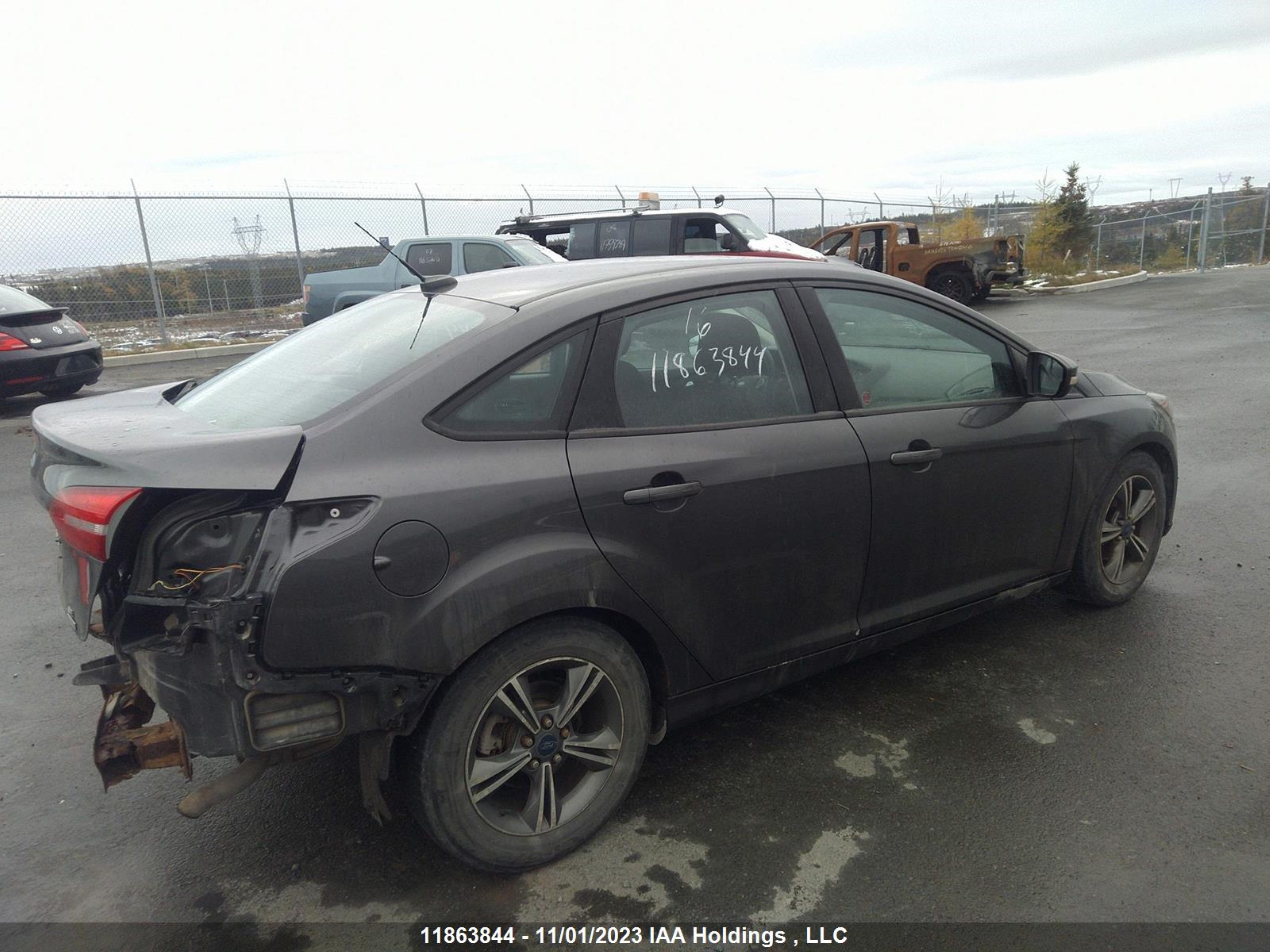 Photo 3 VIN: 1FADP3FE9GL317176 - FORD FOCUS 