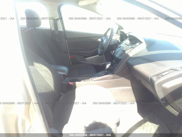 Photo 4 VIN: 1FADP3FE9HL314344 - FORD FOCUS 