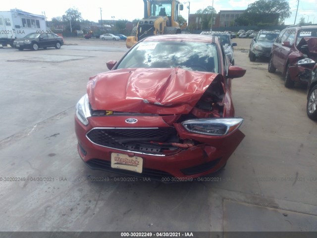 Photo 5 VIN: 1FADP3FE9JL275910 - FORD FOCUS 