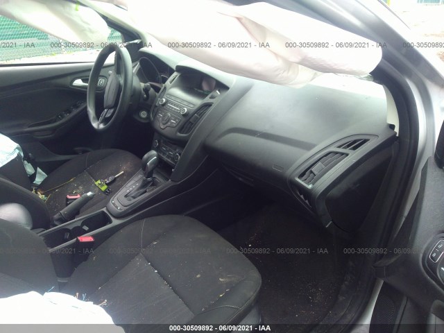 Photo 4 VIN: 1FADP3FE9JL310588 - FORD FOCUS 