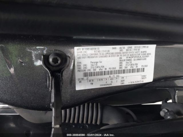 Photo 8 VIN: 1FADP3FE9JL322501 - FORD FOCUS 