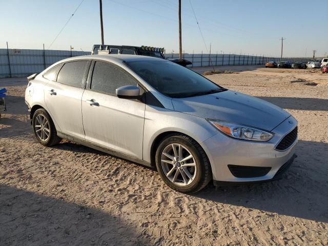 Photo 3 VIN: 1FADP3FEXJL222617 - FORD FOCUS SE 