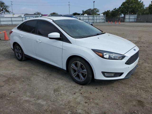 Photo 3 VIN: 1FADP3FEXJL256735 - FORD FOCUS 