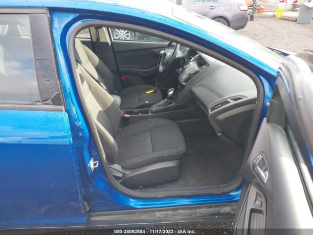 Photo 4 VIN: 1FADP3FEXJL293686 - FORD FOCUS 