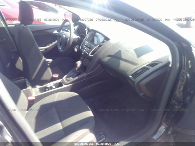 Photo 4 VIN: 1FADP3H20JL243673 - FORD FOCUS 