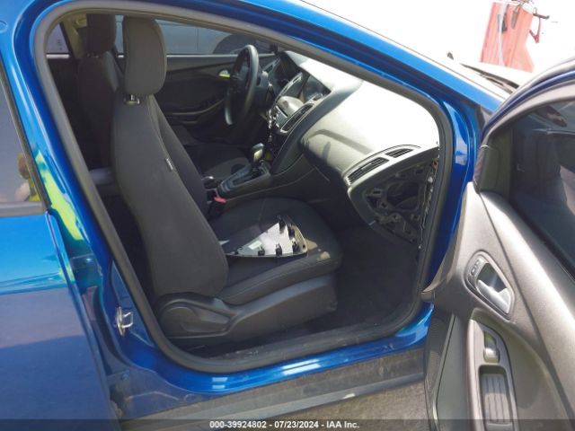 Photo 4 VIN: 1FADP3H20JL258884 - FORD FOCUS 