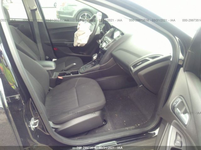 Photo 4 VIN: 1FADP3H22HL237013 - FORD FOCUS 