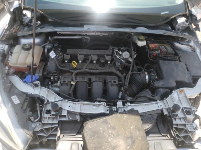 Photo 6 VIN: 1FADP3H22HL303432 - FORD FOCUS 