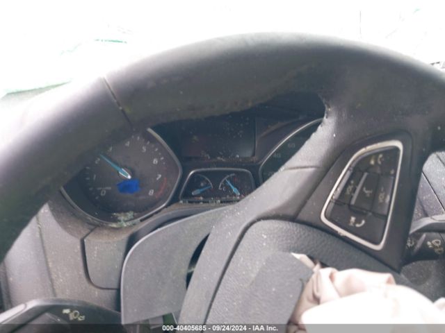 Photo 6 VIN: 1FADP3H22JL253458 - FORD FOCUS 