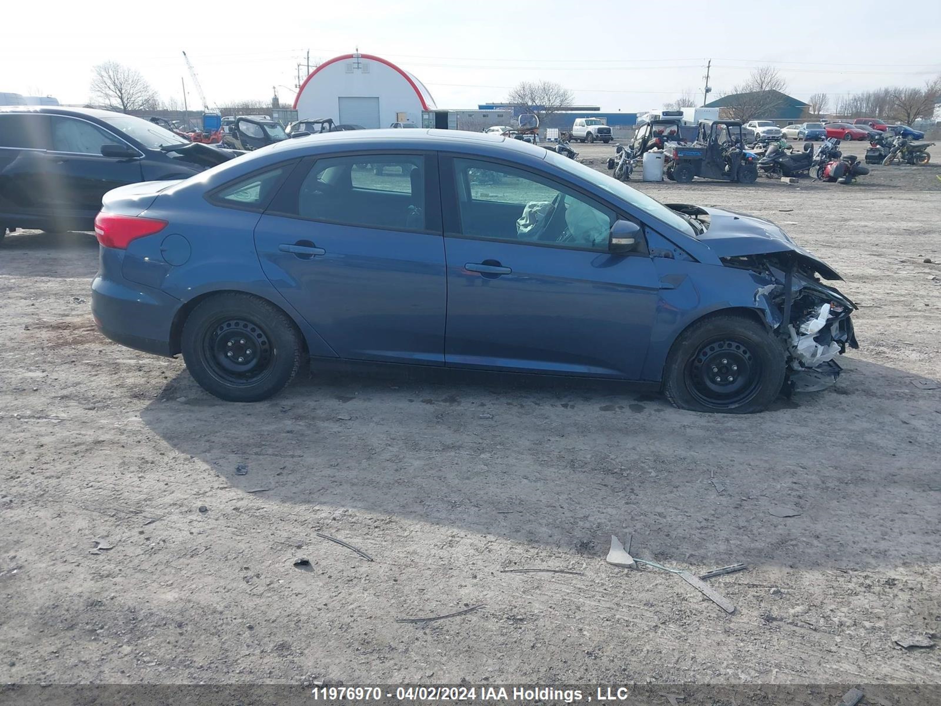 Photo 13 VIN: 1FADP3H22JL263116 - FORD FOCUS 