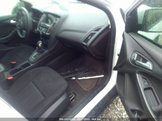 Photo 4 VIN: 1FADP3H23HL222097 - FORD FOCUS 