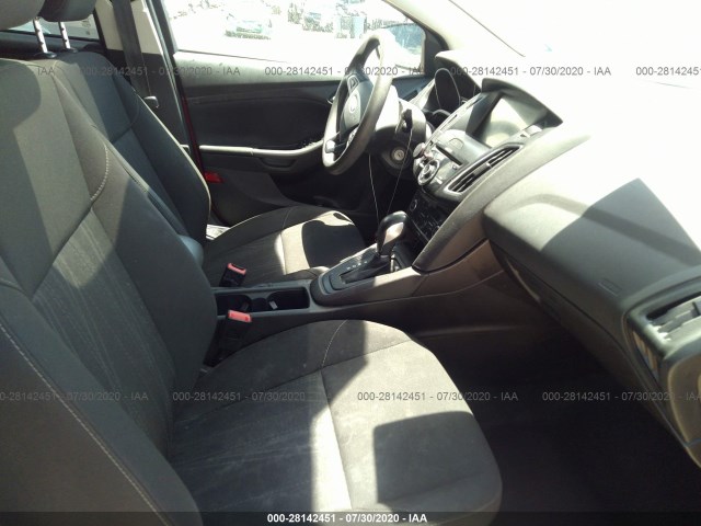 Photo 4 VIN: 1FADP3H23HL313757 - FORD FOCUS 