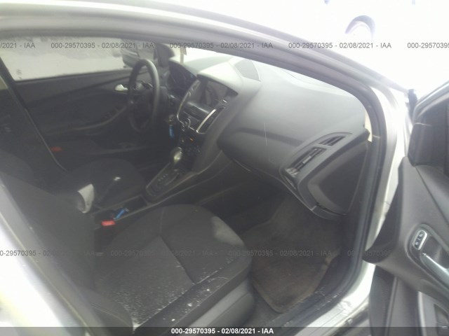 Photo 4 VIN: 1FADP3H23HL314083 - FORD FOCUS 