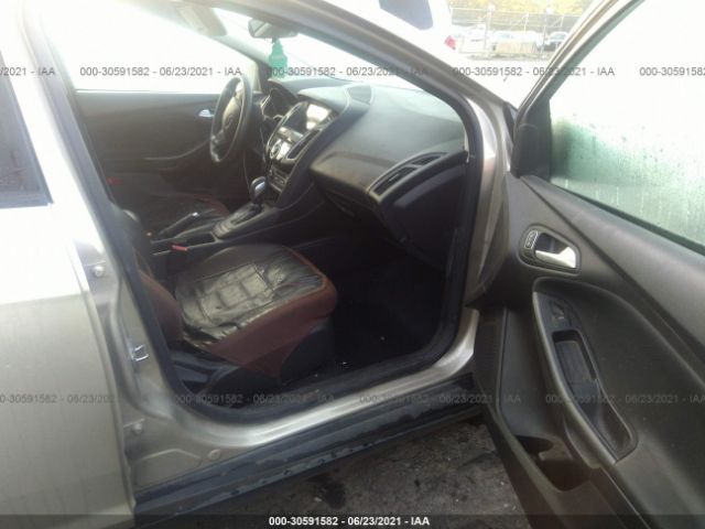 Photo 4 VIN: 1FADP3H23HL337301 - FORD FOCUS 