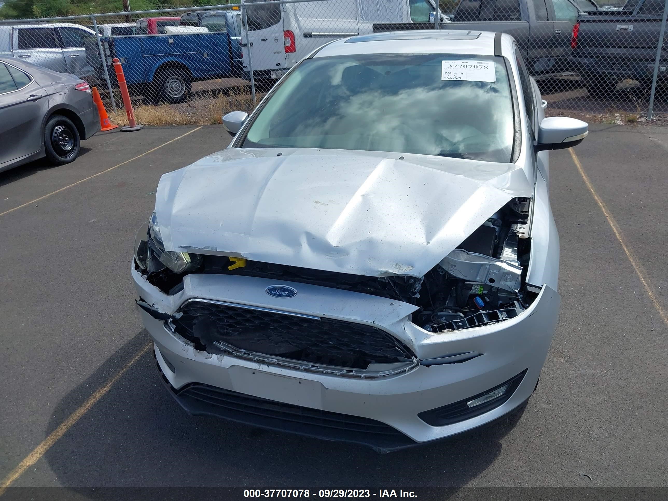 Photo 5 VIN: 1FADP3H23JL313506 - FORD FOCUS 