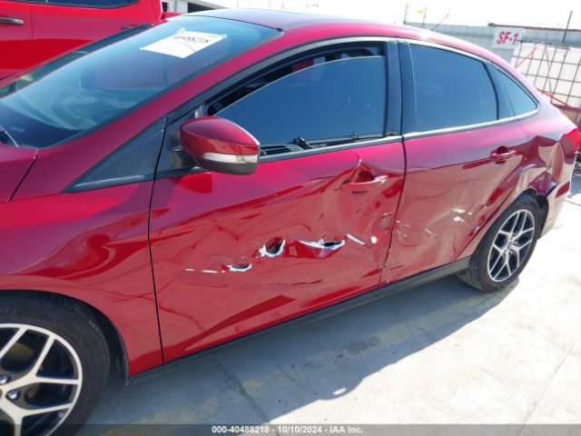 Photo 5 VIN: 1FADP3H24HL295446 - FORD FOCUS 