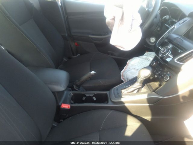 Photo 4 VIN: 1FADP3H24HL317767 - FORD FOCUS 