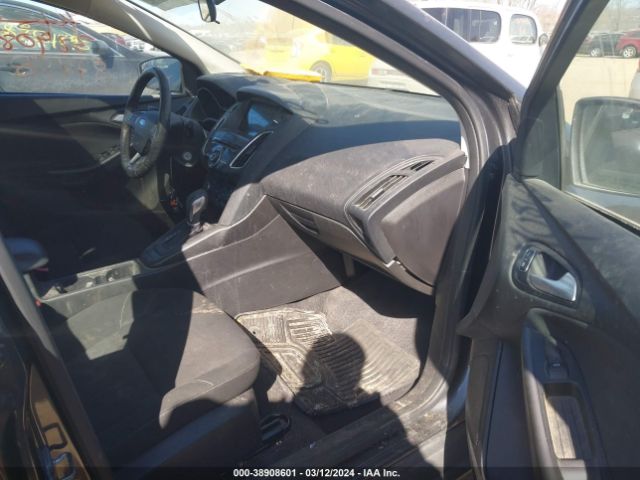 Photo 4 VIN: 1FADP3H24JL322389 - FORD FOCUS 