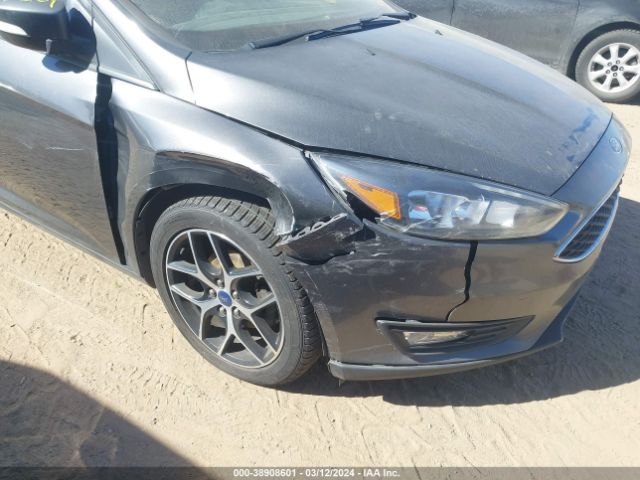 Photo 5 VIN: 1FADP3H24JL322389 - FORD FOCUS 