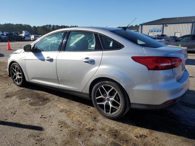 Photo 1 VIN: 1FADP3H25HL256154 - FORD FOCUS 