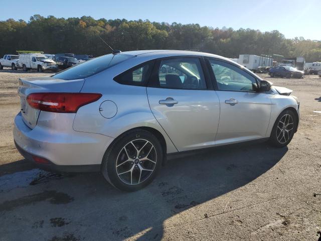 Photo 2 VIN: 1FADP3H25HL256154 - FORD FOCUS 