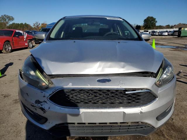 Photo 4 VIN: 1FADP3H25HL256154 - FORD FOCUS 