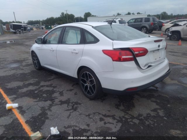 Photo 2 VIN: 1FADP3H25HL317650 - FORD FOCUS 