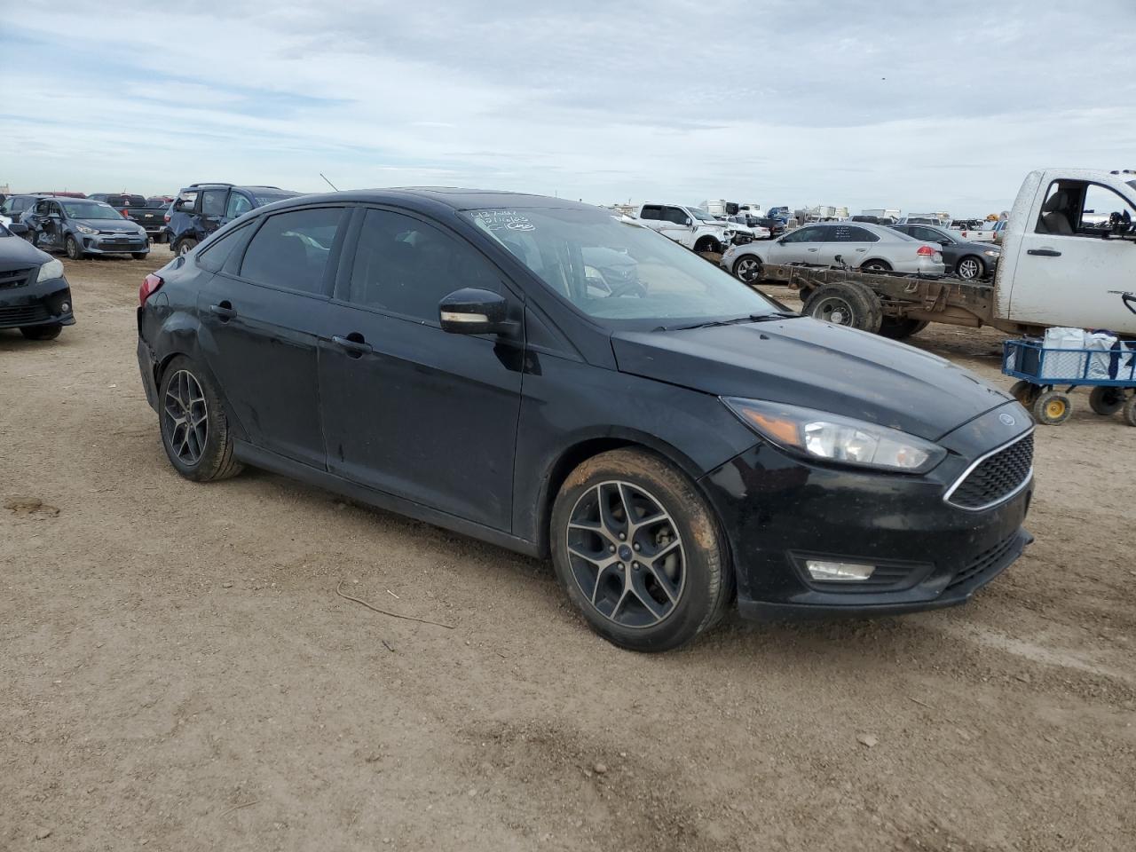 Photo 3 VIN: 1FADP3H25JL220373 - FORD FOCUS 